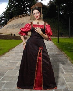 Czylle Princess Gown